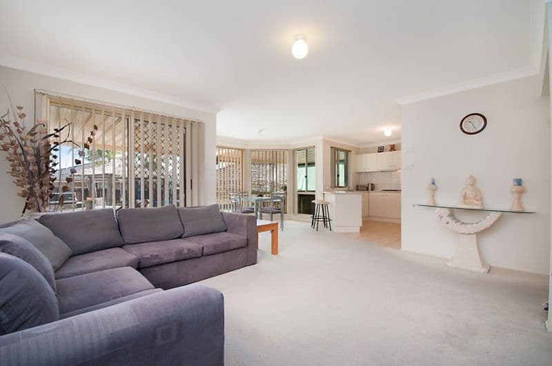 9 Mascord Avenue, WADALBA NSW 2259, Wadalba - Thumbnail 2