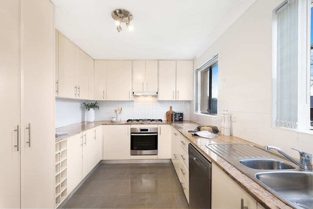 2/151-153 Wardell Road, Dulwich Hill - Thumbnail 3