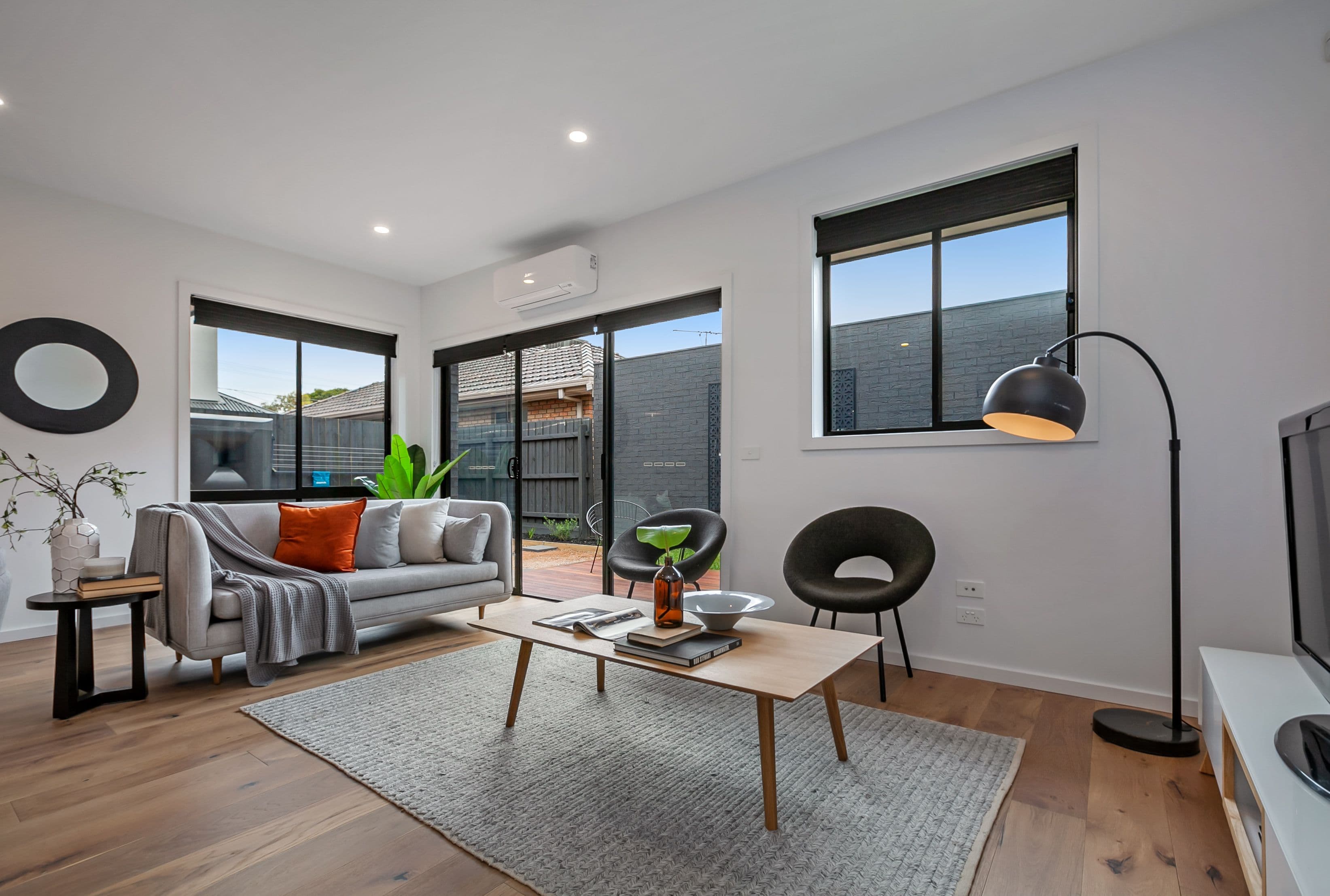 44 Dundee Street, Reservoir VIC 3073, Reservoir - Thumbnail 3