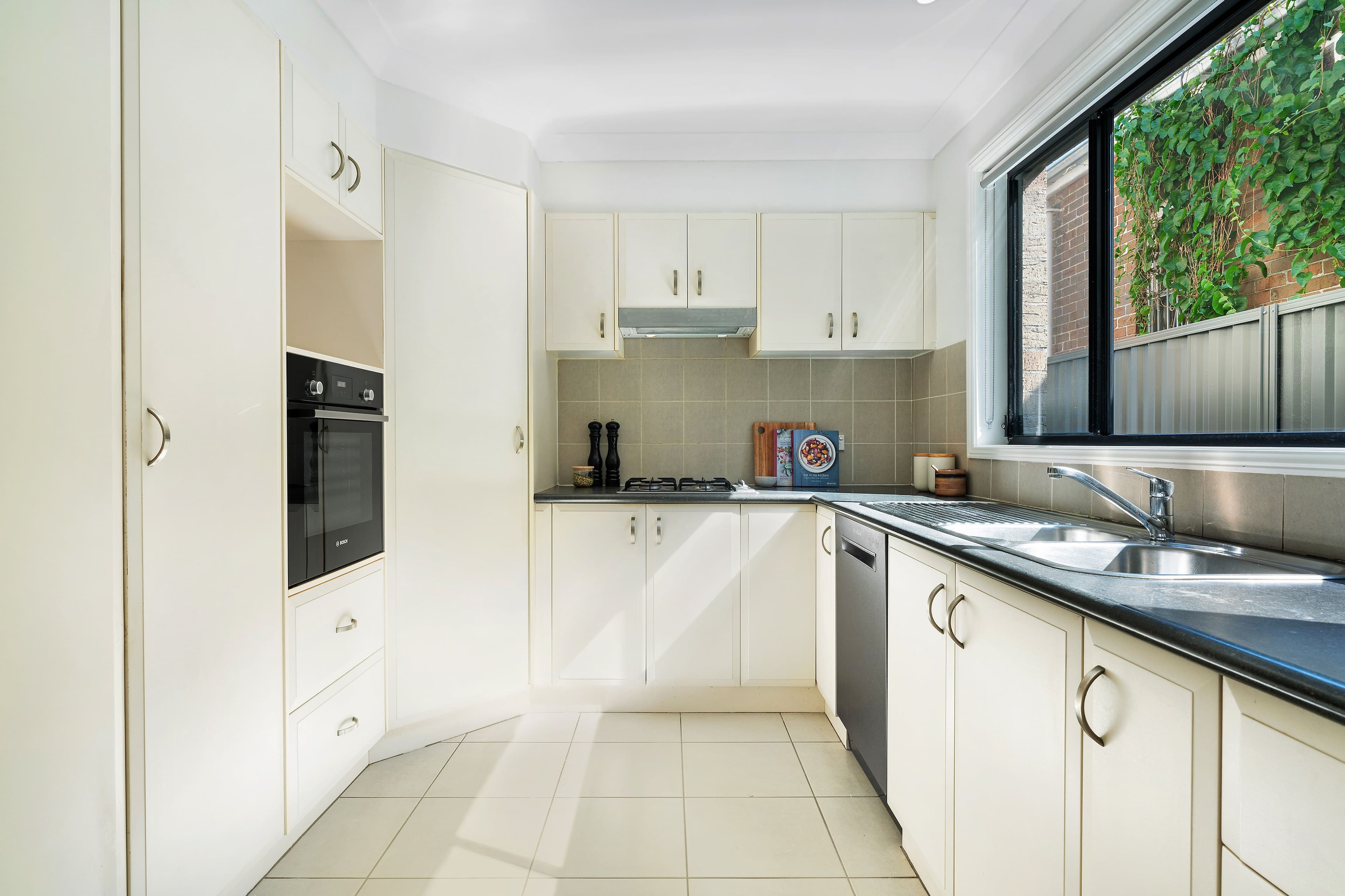 355 Avoca Street, Randwick NSW 2031, Randwick - Thumbnail 7