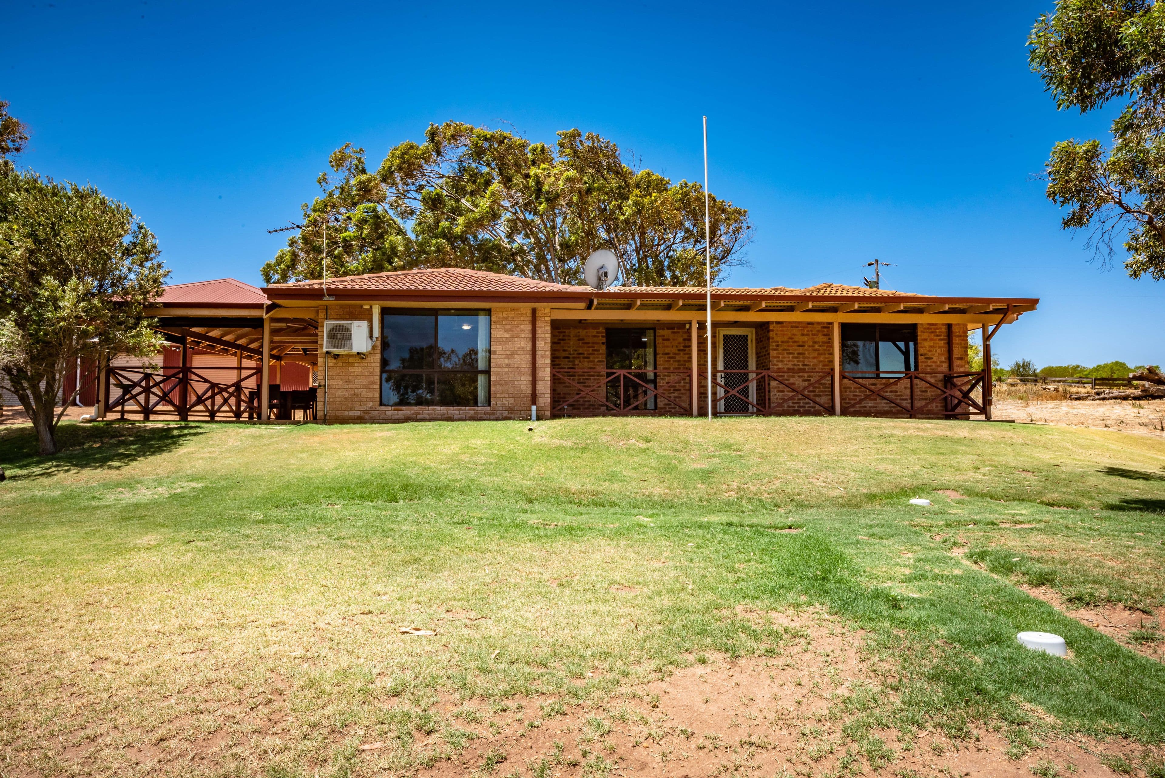 35070 Brand Highway, Greenough WA 6532, Greenough - Thumbnail 2