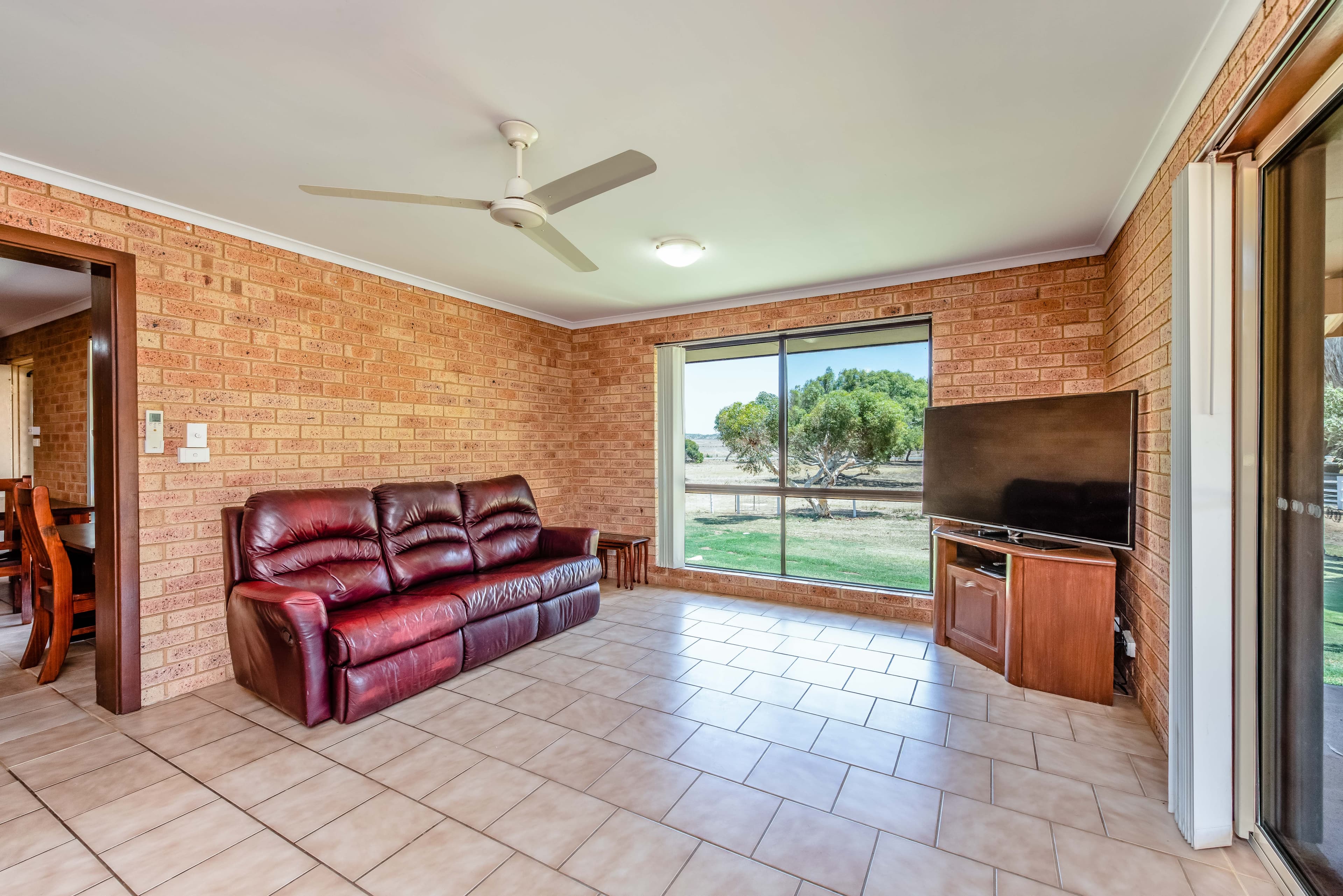 35070 Brand Highway, Greenough WA 6532, Greenough - Thumbnail 3