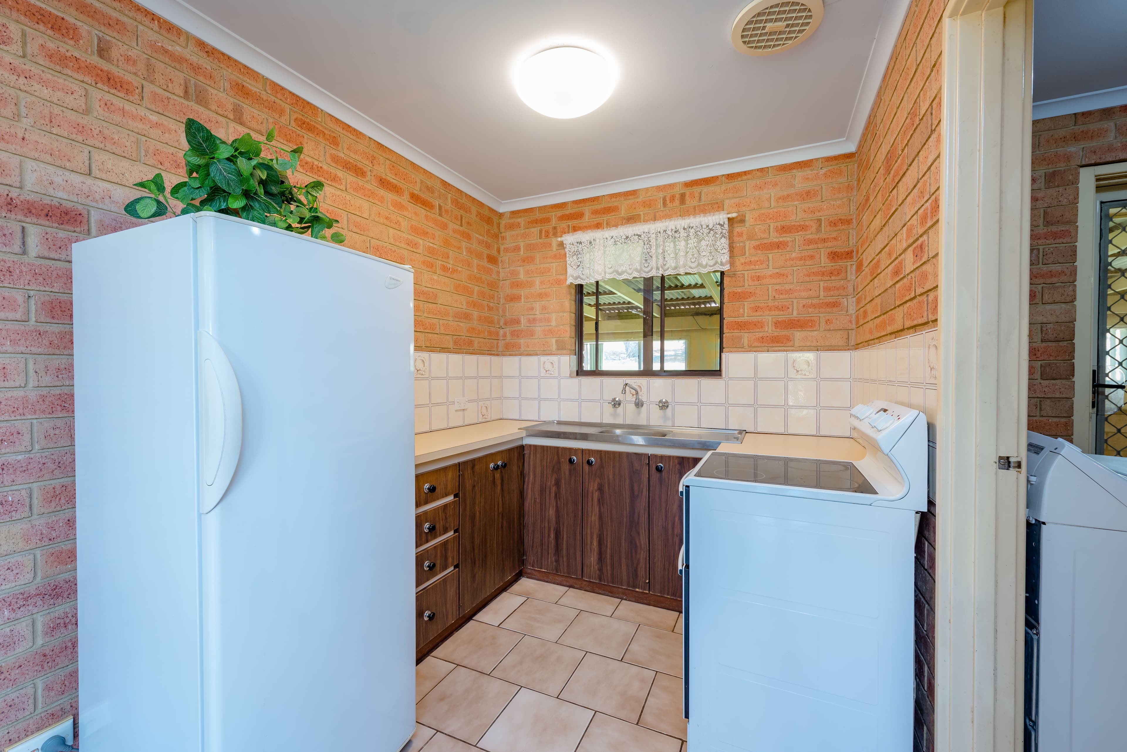 35070 Brand Highway, Greenough WA 6532, Greenough - Thumbnail 8