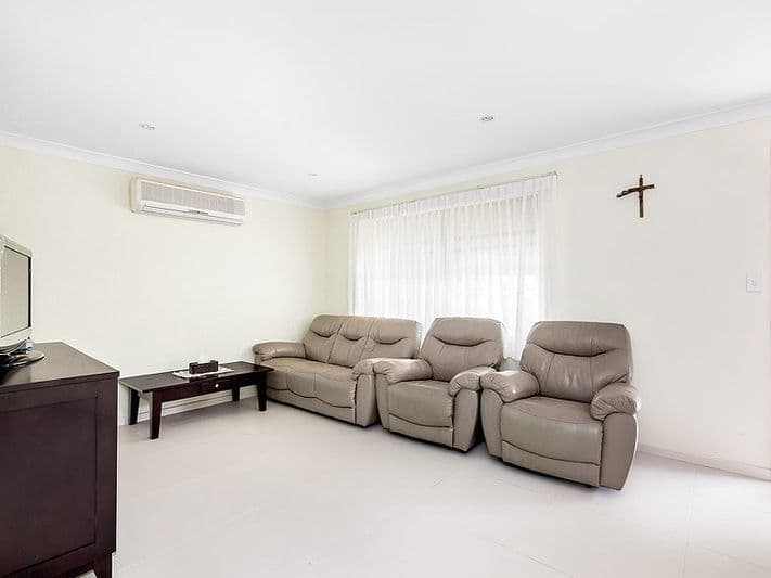 239 William Street, Clemton Park - Thumbnail 2