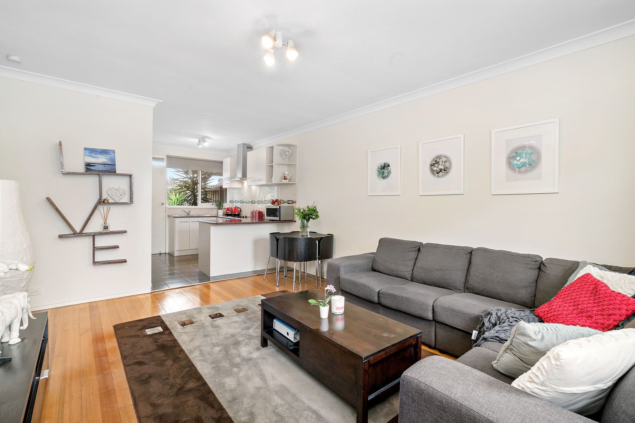38 Cranbourne Road, Frankston VIC 3199, Frankston - Thumbnail 2