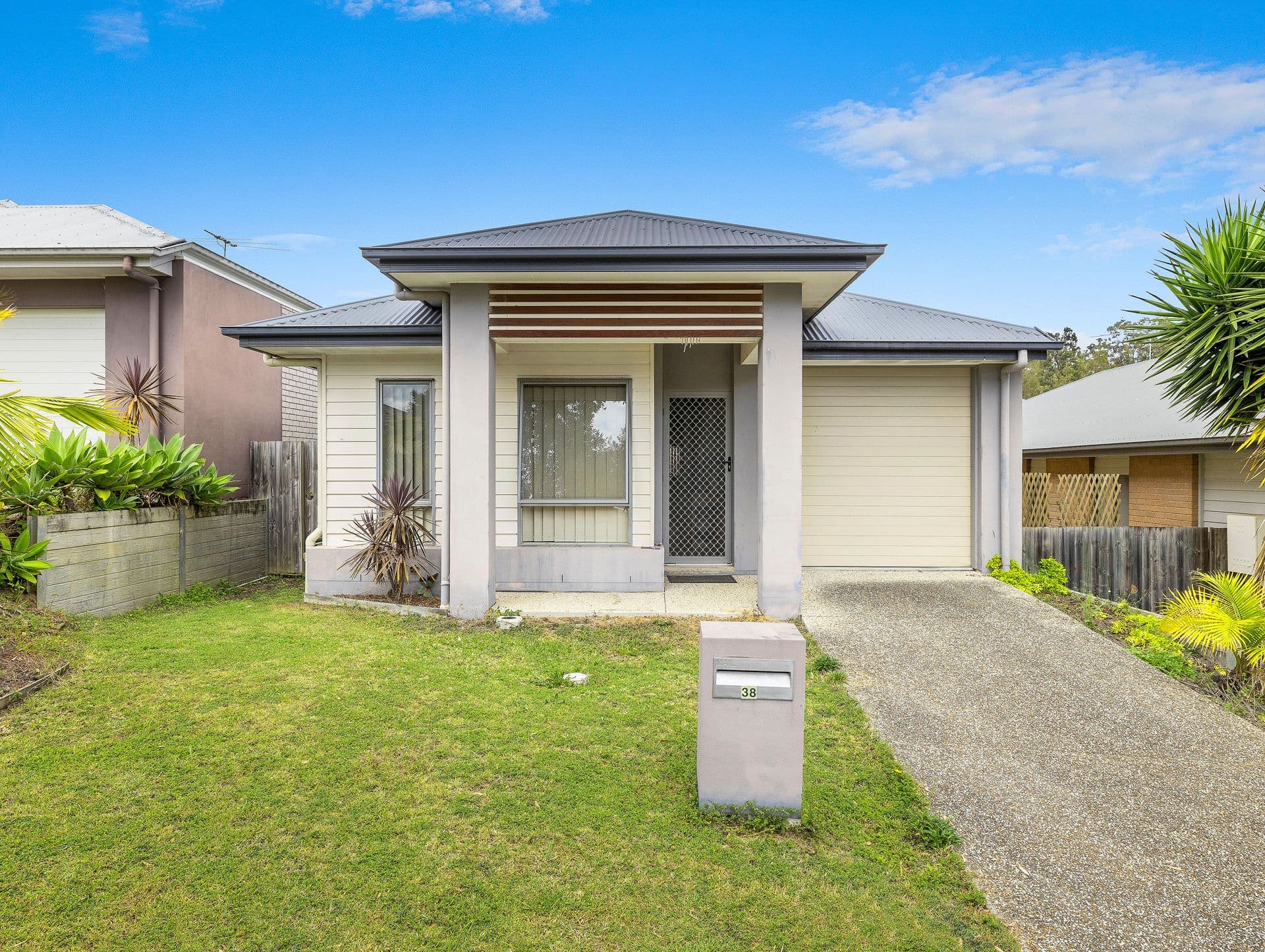 38 Arnaldo Avenue, Augustine Heights QLD 4300, Augustine Heights - Thumbnail 2
