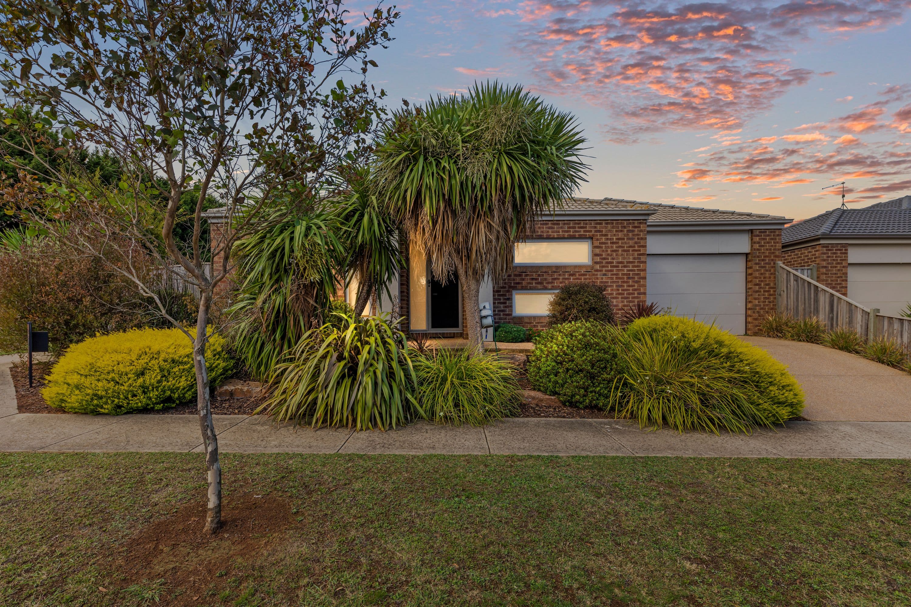 52 Mills Road, Warragul VIC 3820, Warragul - Image 1