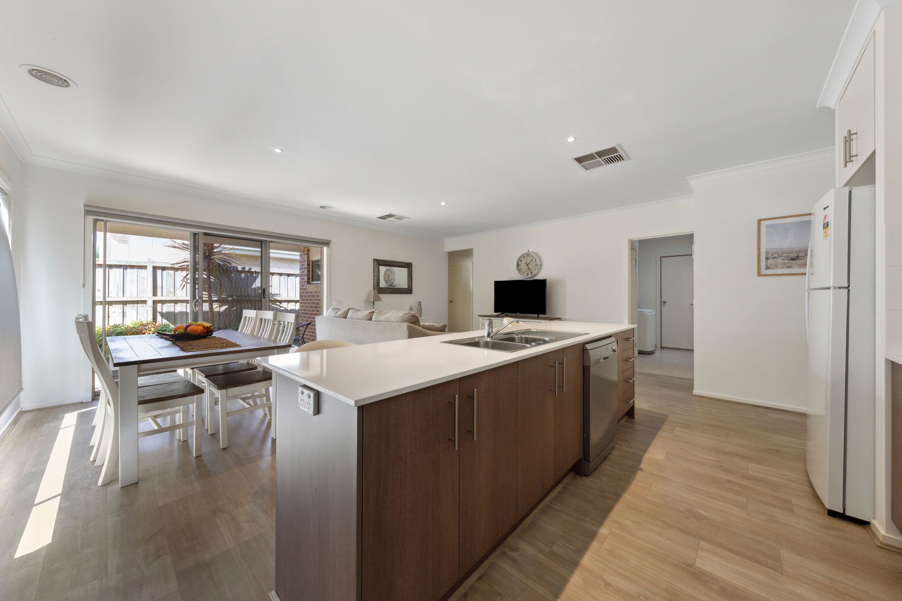 52 Mills Road, Warragul VIC 3820, Warragul - Thumbnail 5