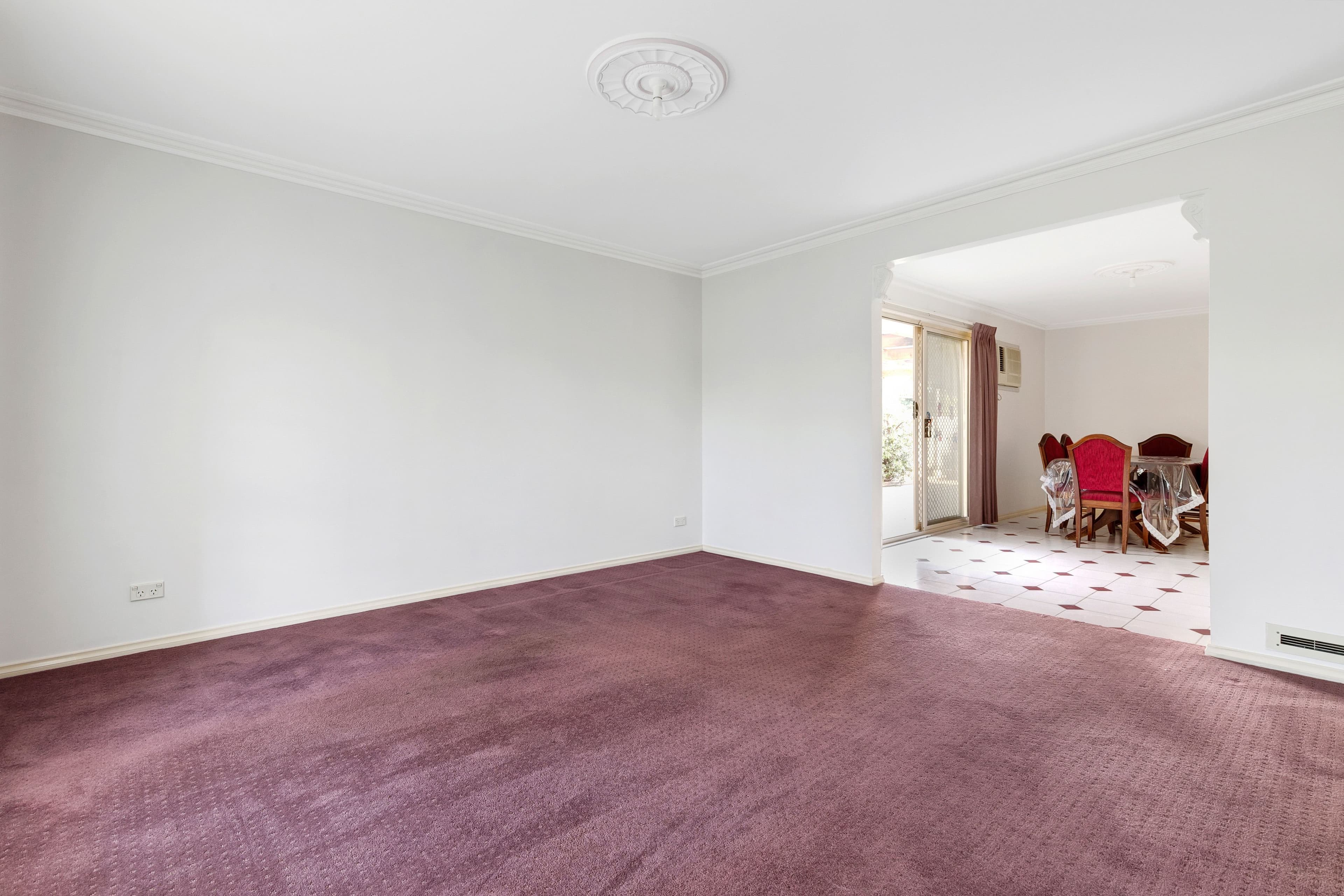 9 Wenlock Avenue, Altona Meadows VIC 3028, Altona Meadows - Thumbnail 2
