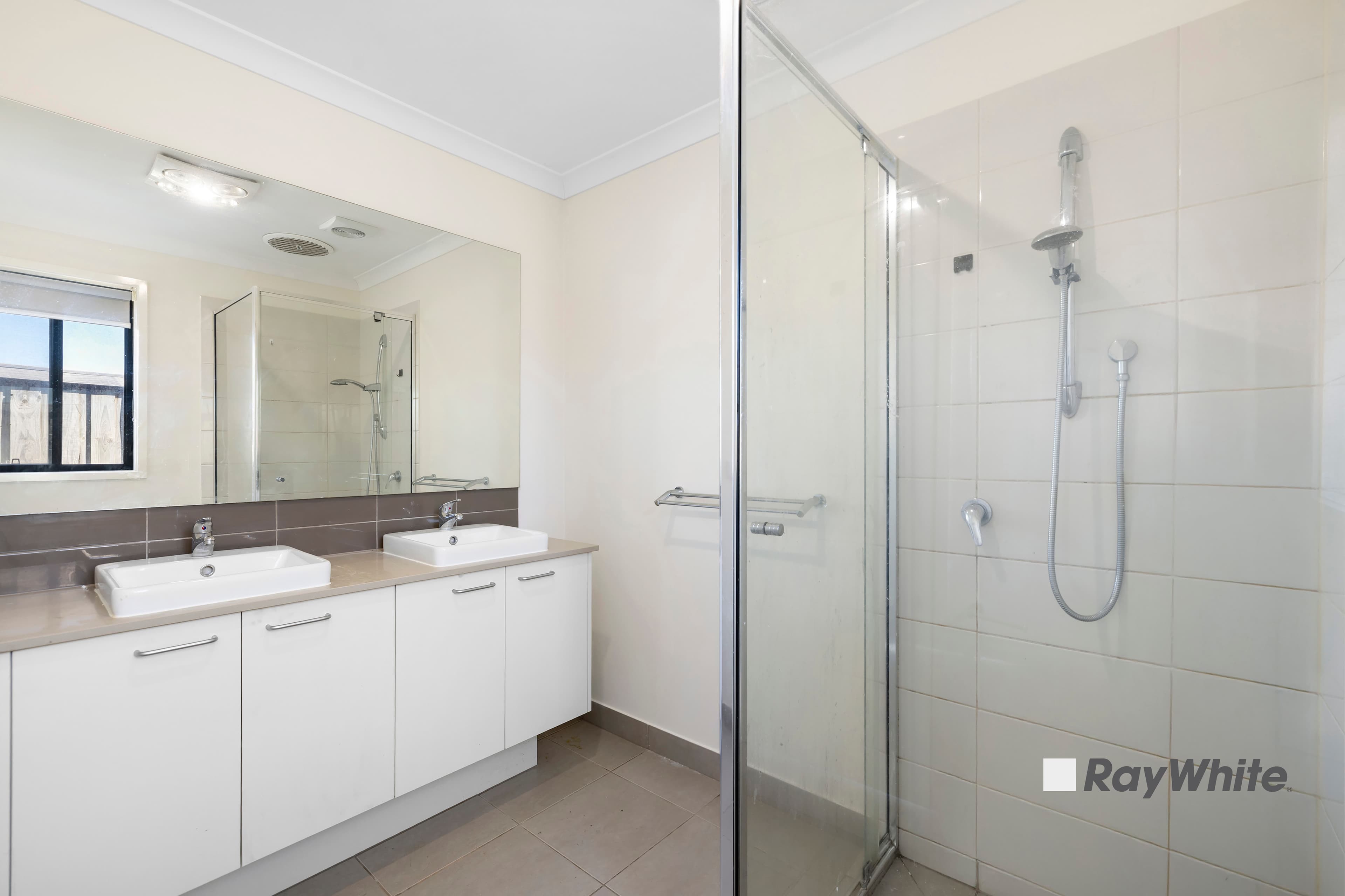 63 Blackhazel Crescent, Clyde North VIC 3978, Clyde North - Thumbnail 6