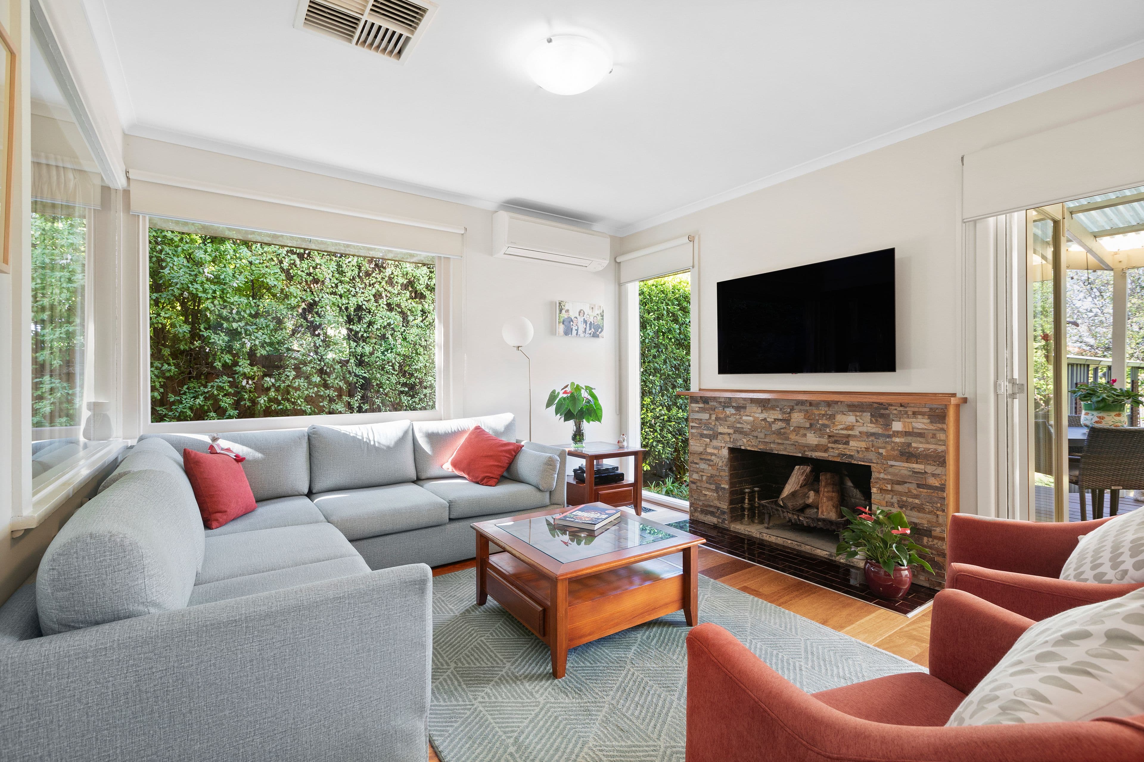 35 Edward Street, Cheltenham VIC 3192, Cheltenham - Thumbnail 2
