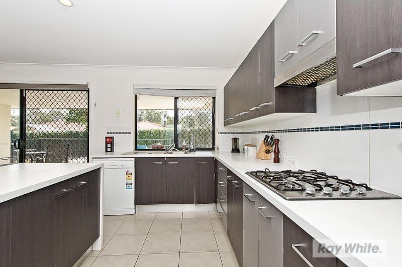 8 Cyperus Crescent, CARSELDINE QLD 4034, Carseldine - Thumbnail 2