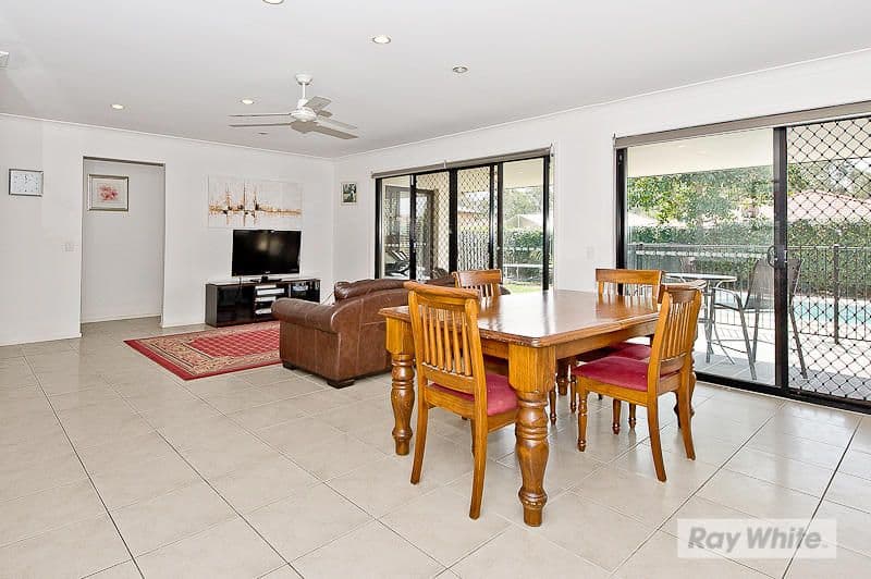 8 Cyperus Crescent, CARSELDINE QLD 4034, Carseldine - Thumbnail 4