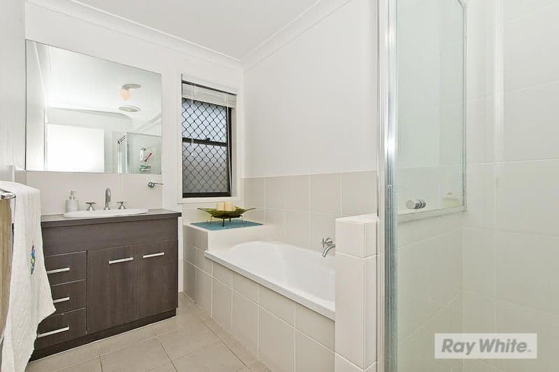 8 Cyperus Crescent, CARSELDINE QLD 4034, Carseldine - Thumbnail 8