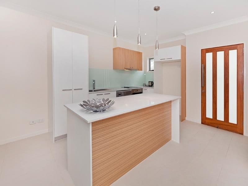 23 Eversley Terrace, YERONGA QLD 4104, Yeronga - Thumbnail 2