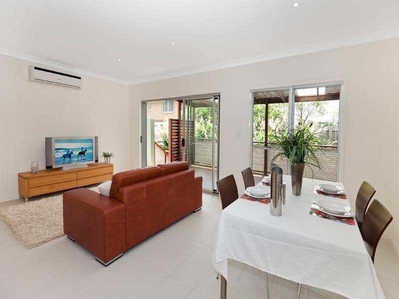 23 Eversley Terrace, YERONGA QLD 4104, Yeronga - Thumbnail 4