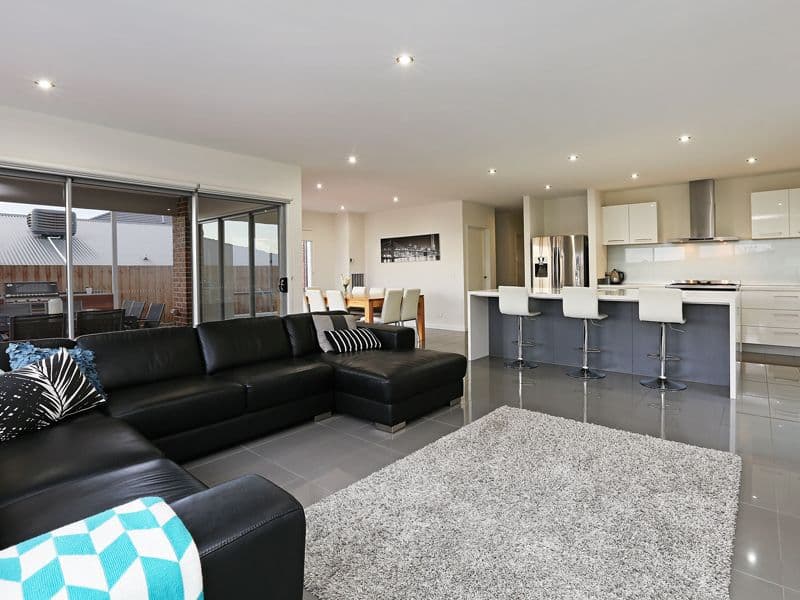 145 Grantham Drive, HIGHTON VIC 3216, Highton - Thumbnail 6