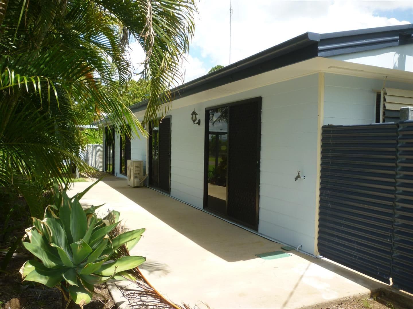 4 Salmon Street, Gracemere QLD 4702, Gracemere - Image 1