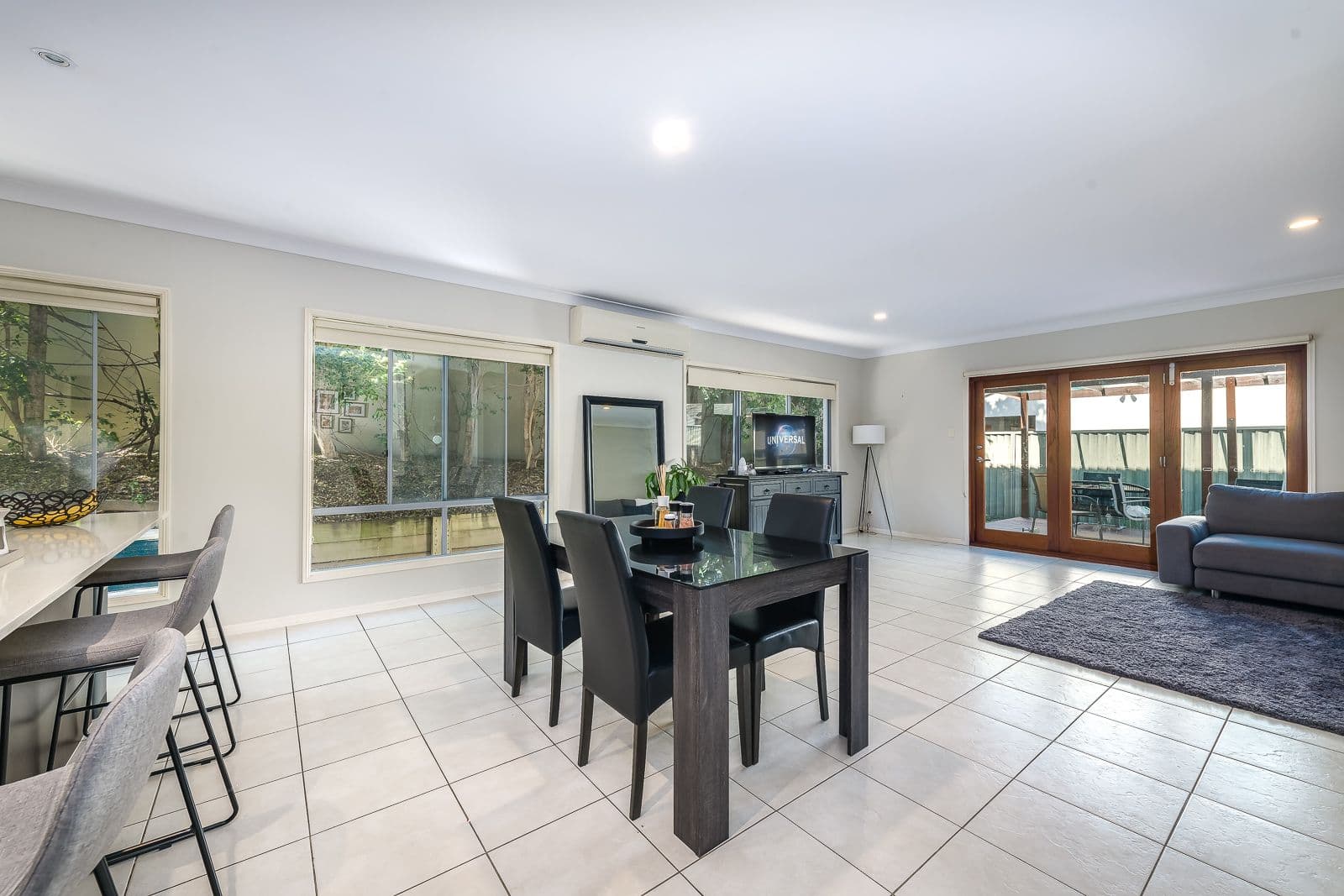94 Compass Drive, Biggera Waters QLD 4216, Biggera Waters - Thumbnail 3