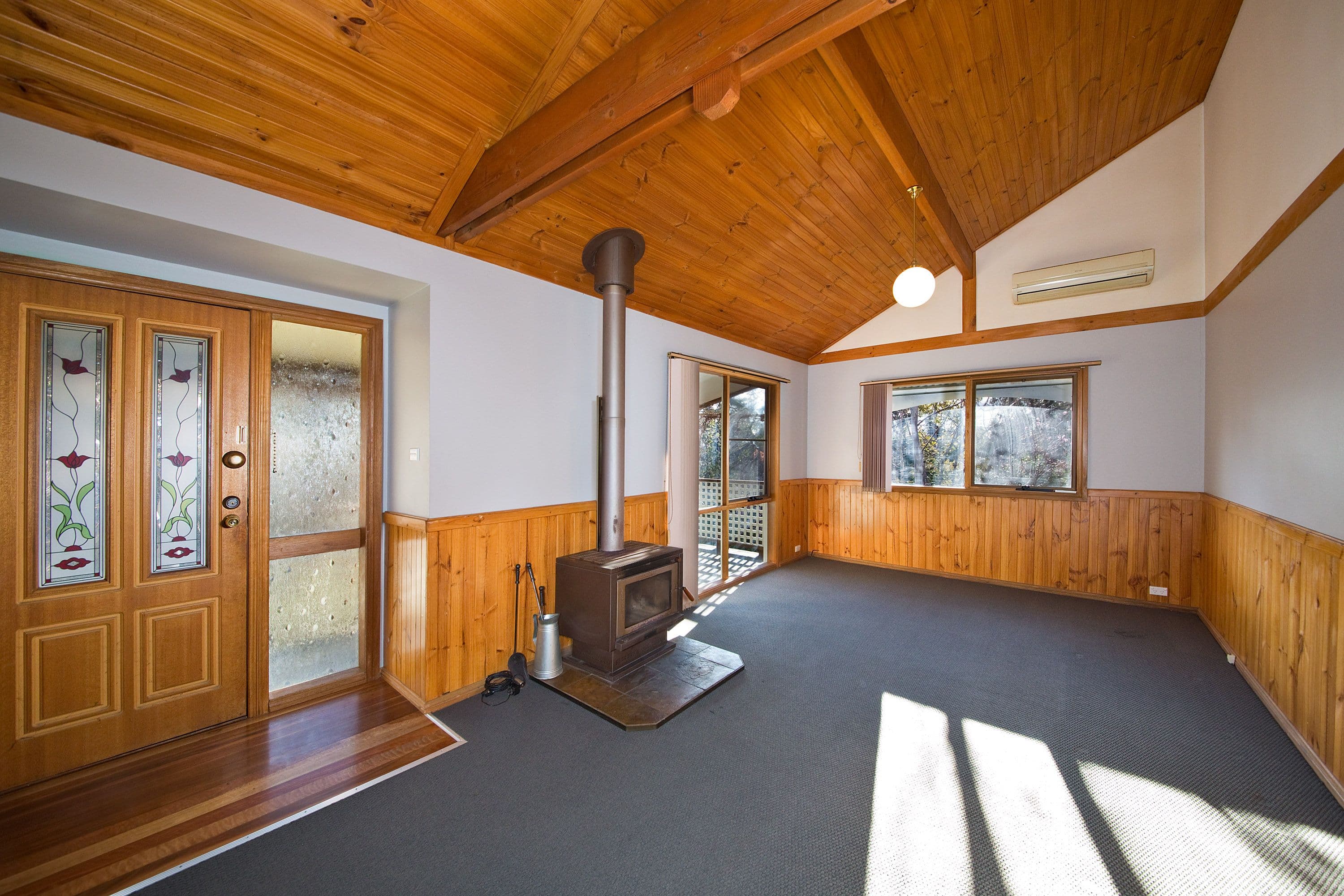 22 Grand View Road, Mount Victoria - Thumbnail 2