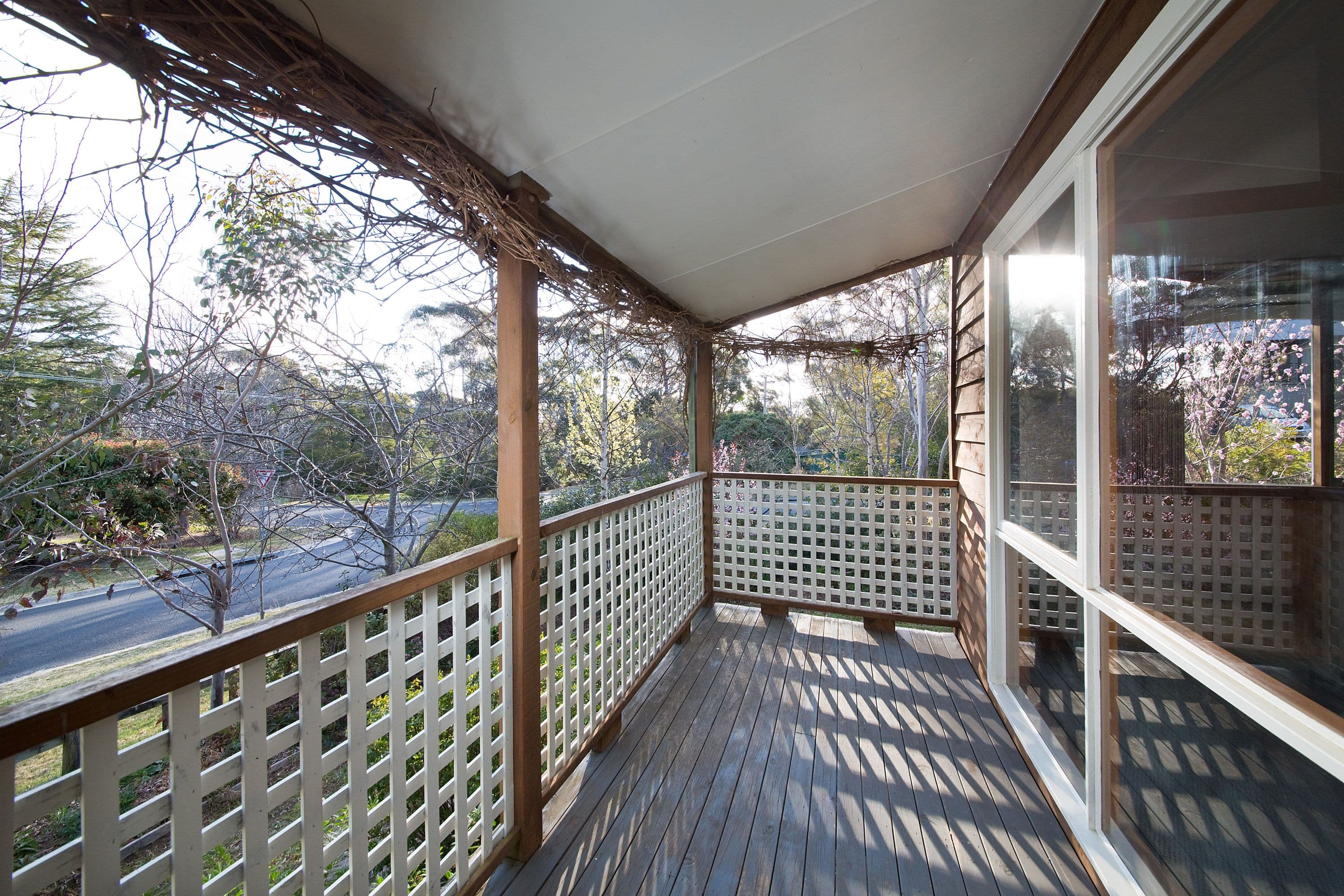 22 Grand View Road, Mount Victoria - Thumbnail 6