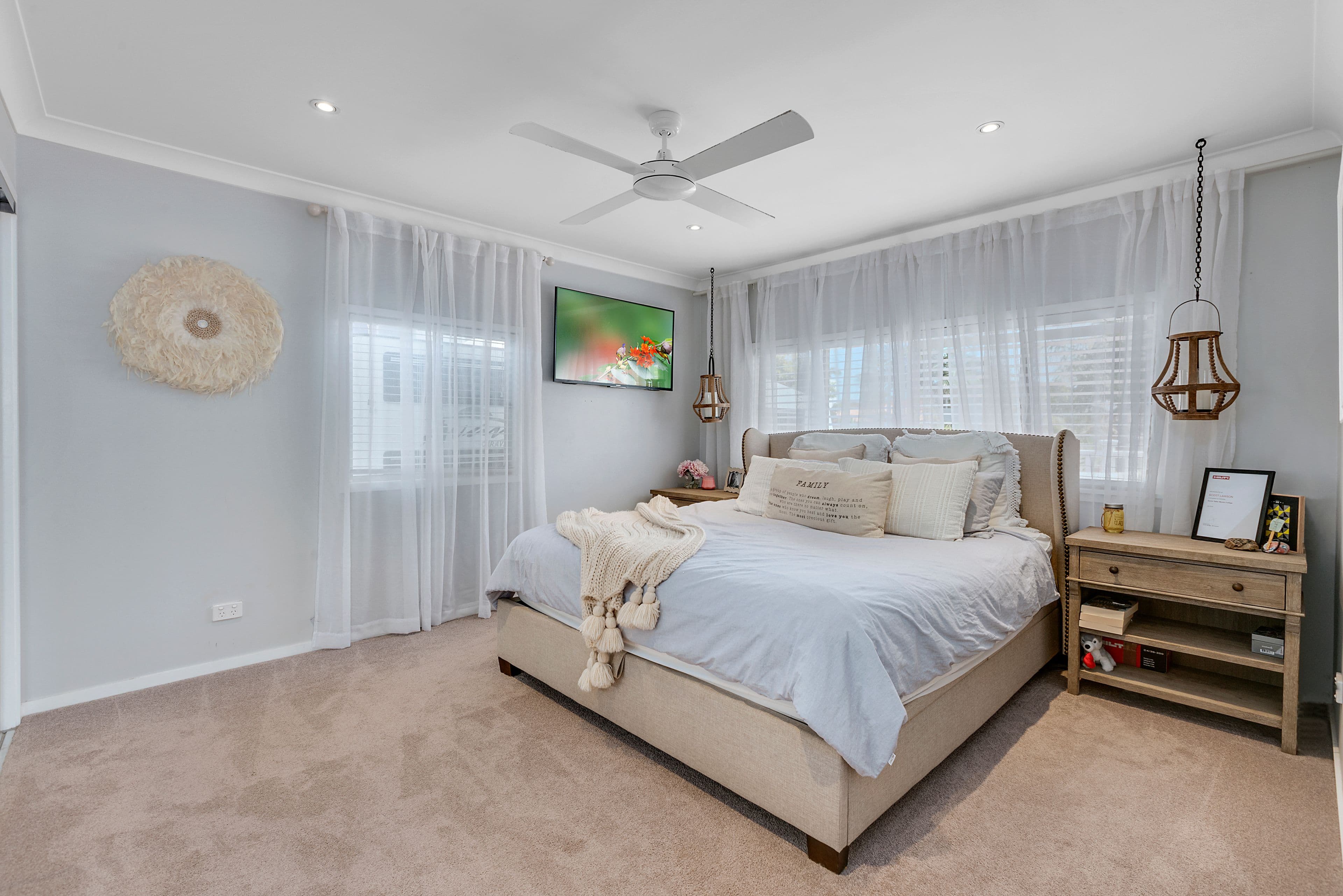 20 Milton Avenue, Paradise Point QLD 4216, Paradise Point - Thumbnail 4