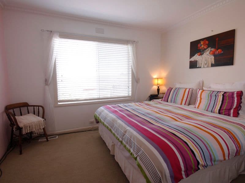 18 Elizabeth Street, HIGHTON VIC 3216, Highton - Thumbnail 6