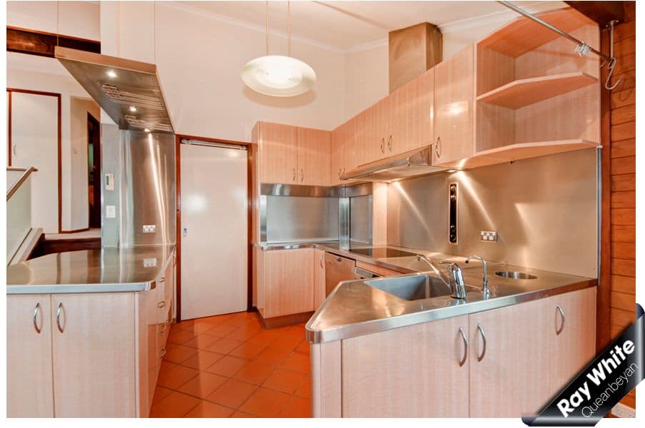 8 Camellia Place, QUEANBEYAN NSW 2620, Queanbeyan - Thumbnail 4