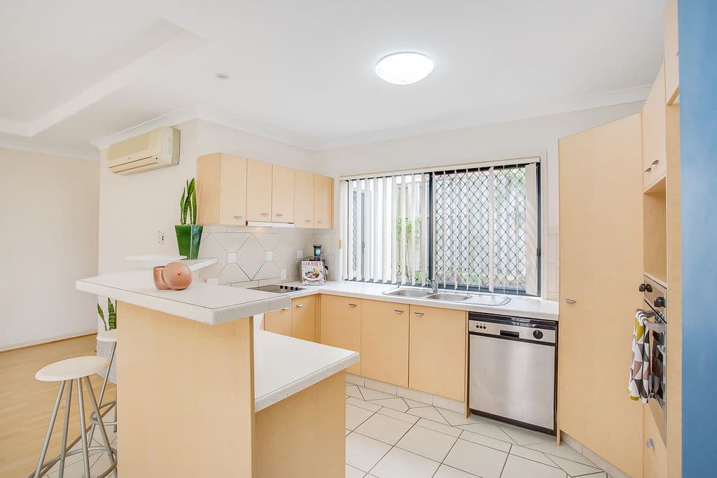 3 Nardoo Street, Robina QLD 4226, Robina - Thumbnail 2