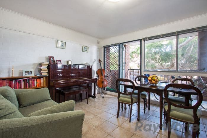 90 Tyrrell Street, The Hill NSW 2300, The Hill - Thumbnail 2