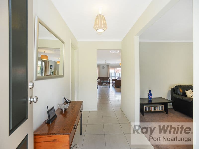 1 Hender Avenue, Port Noarlunga SA 5167, Port Noarlunga - Thumbnail 2