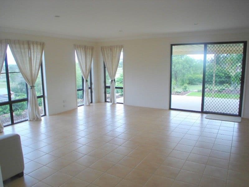 22 Banksia Drive, KINGAROY QLD 4610, Kingaroy - Thumbnail 6