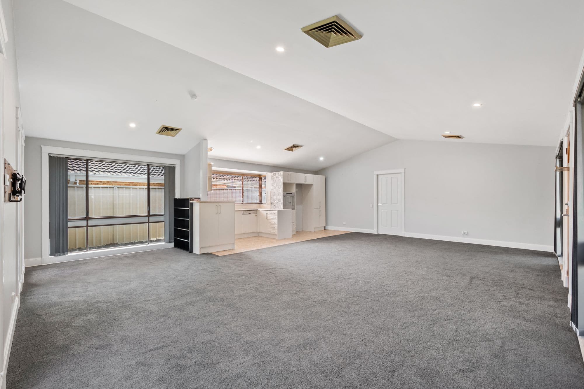 24 Clarendon Street, Dromana, Cranebrook - Thumbnail 3