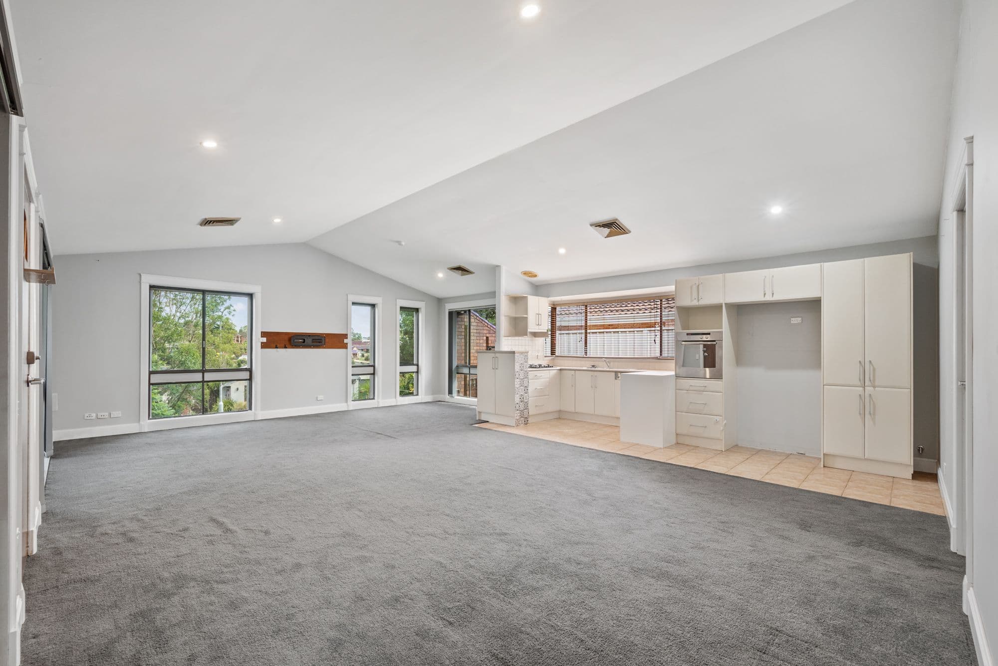 24 Clarendon Street, Dromana, Cranebrook - Thumbnail 5