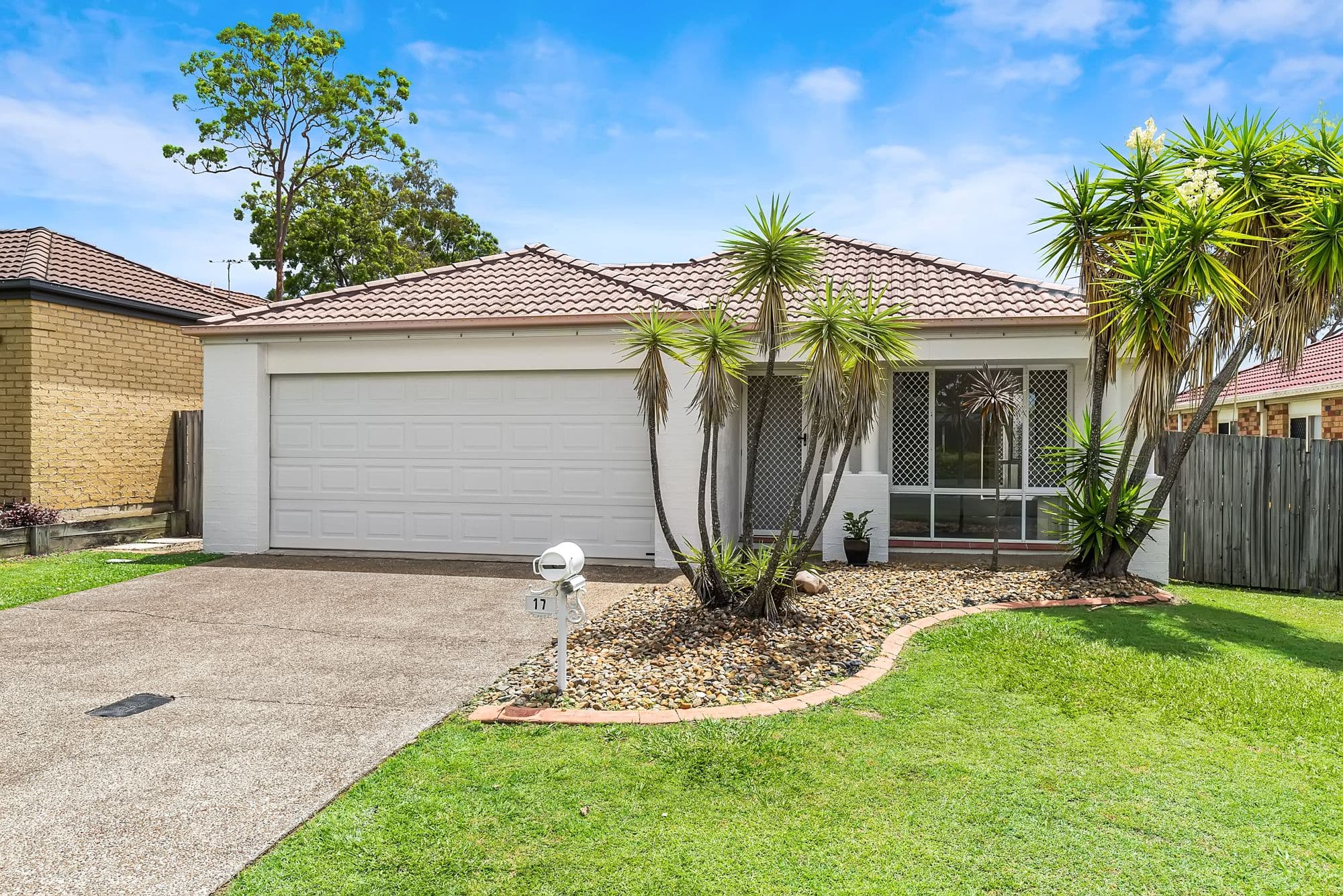 17 Chelsea Place, Forest Lake QLD 4078, Forest Lake - Image 1