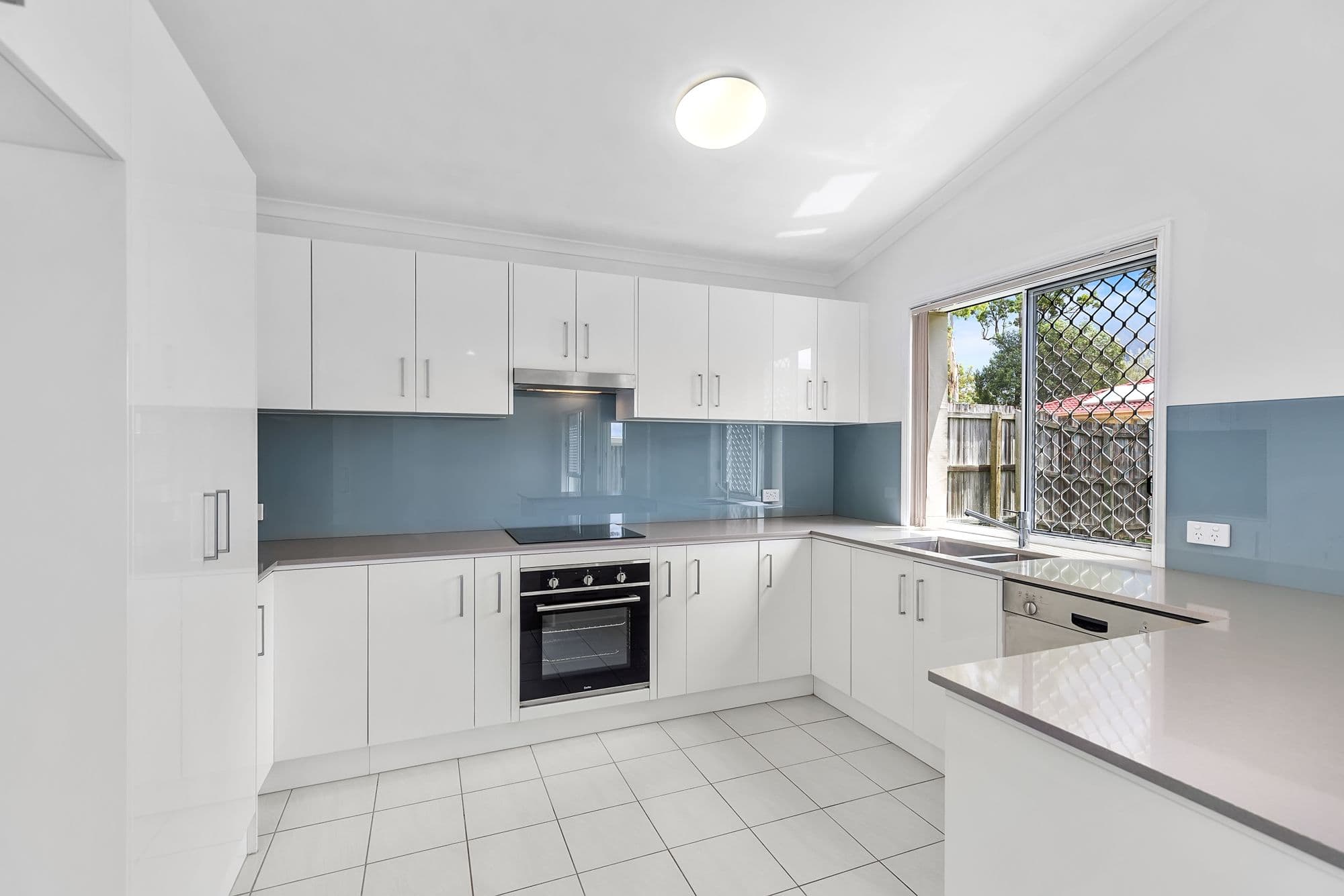 17 Chelsea Place, Forest Lake QLD 4078, Forest Lake - Thumbnail 6