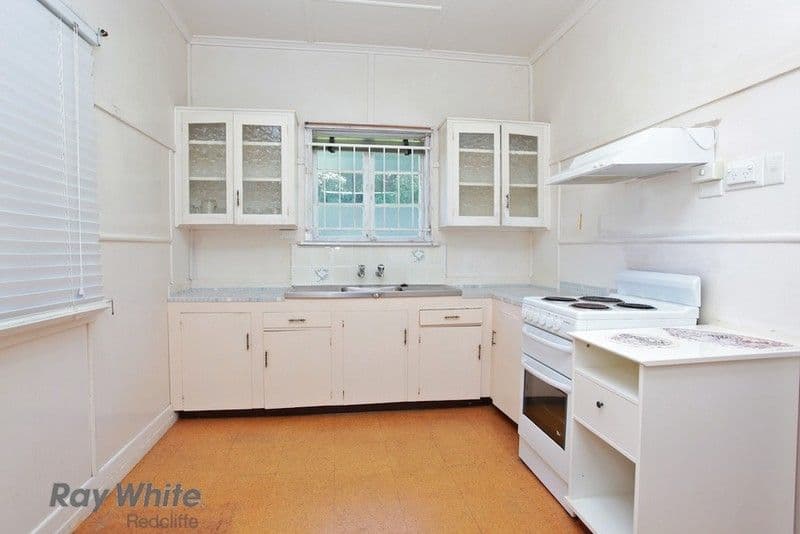 WOODY POINT QLD 4019, Woody Point - Thumbnail 2