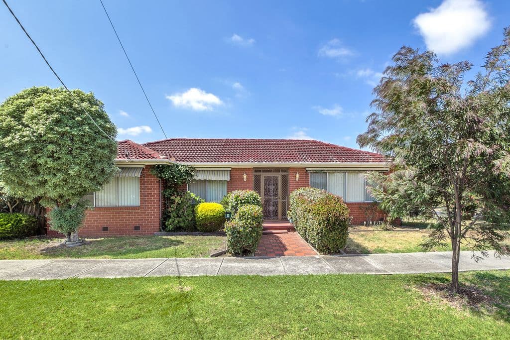 8 Peppercorn Parade, Epping VIC 3076, Epping - Image 1