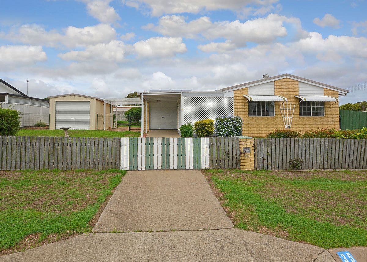 35 Caddy Avenue, Urraween QLD 4655, Urraween - Thumbnail 2