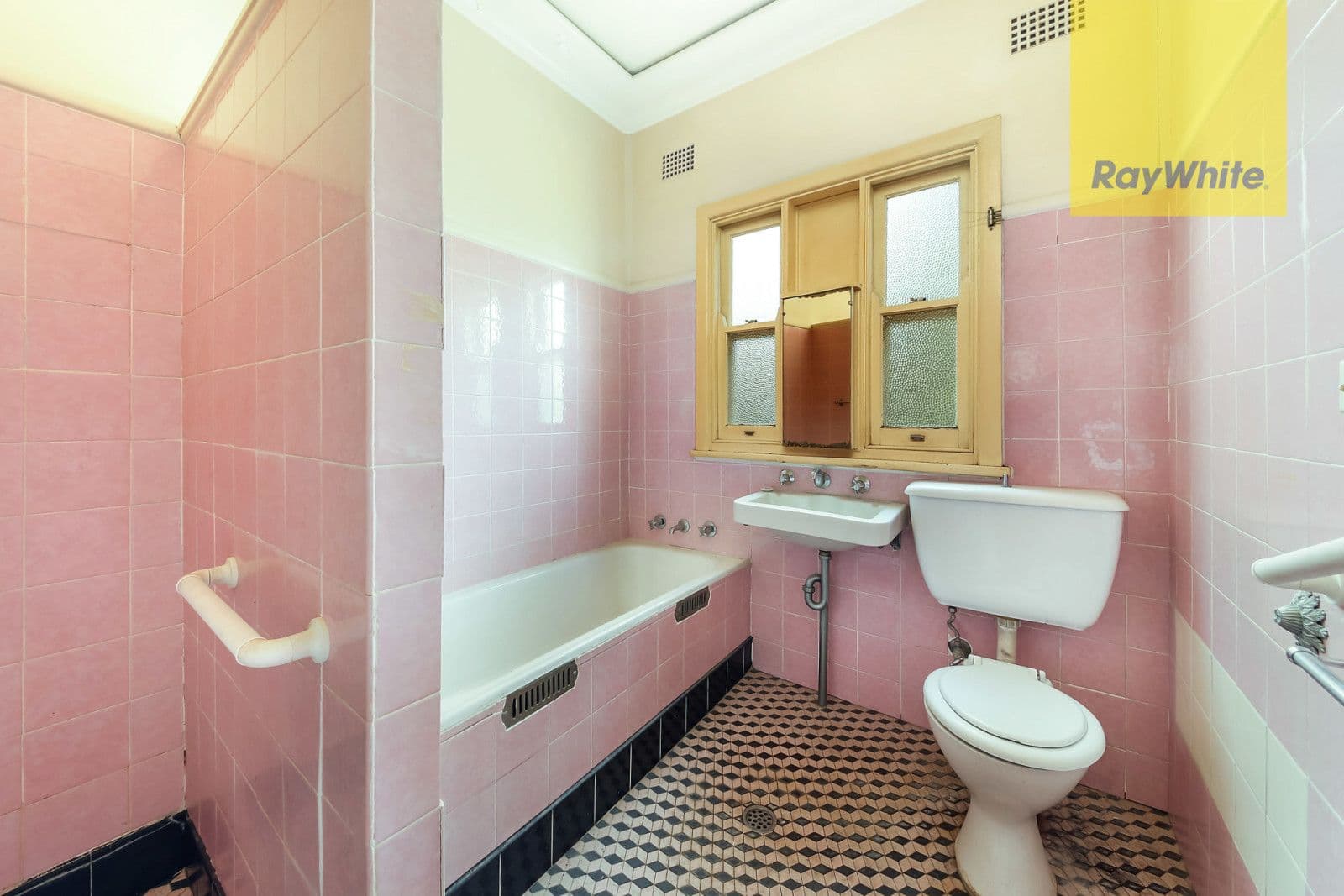 6 Elizabeth Road, Christie Downs - Thumbnail 7