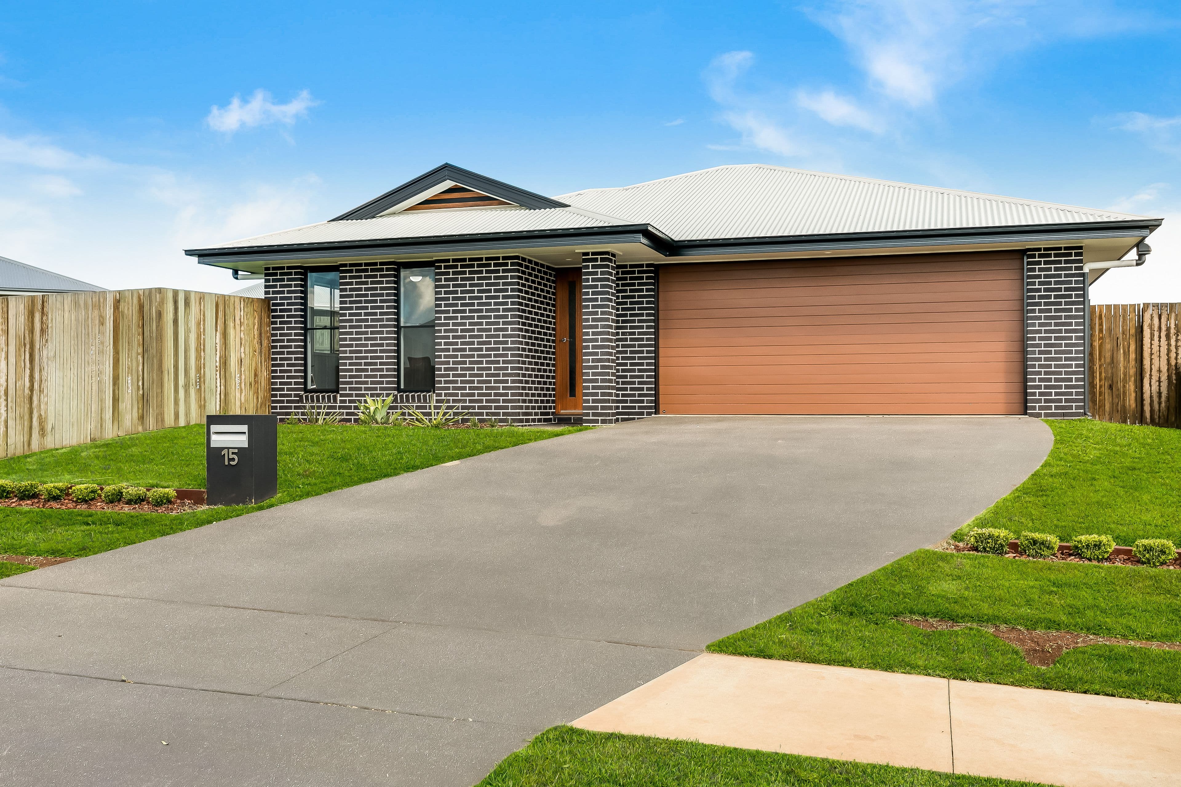 15 Sienna Drive, Glenvale QLD 4350, Glenvale - Image 1