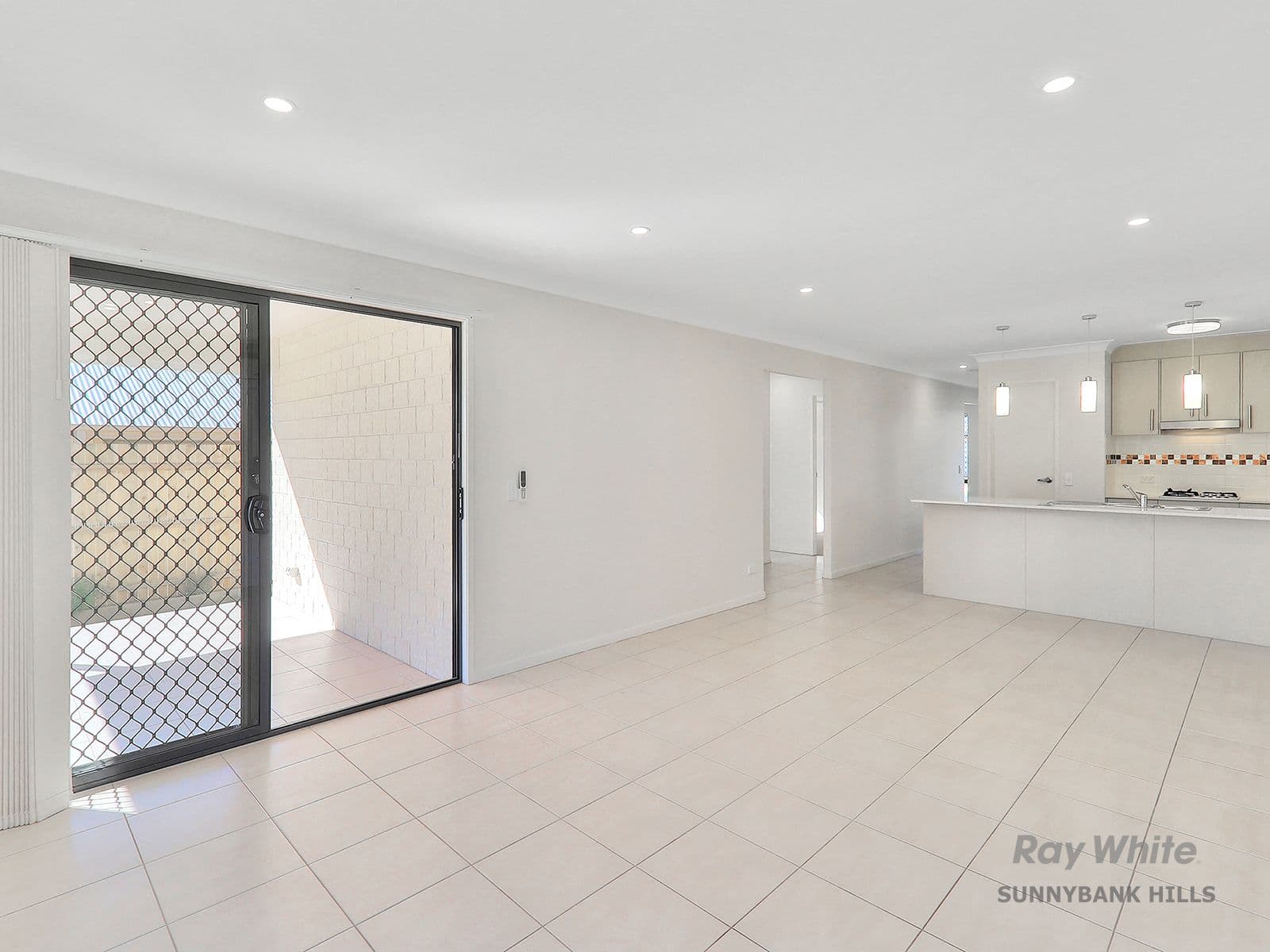 12 Johnstone Place, Riverview QLD 4303, Riverview - Thumbnail 4