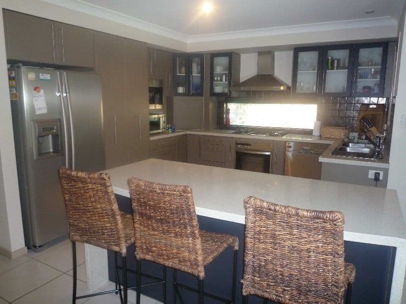 12 Eastbourne Chase, ARUNDEL QLD 4214, Arundel - Thumbnail 2