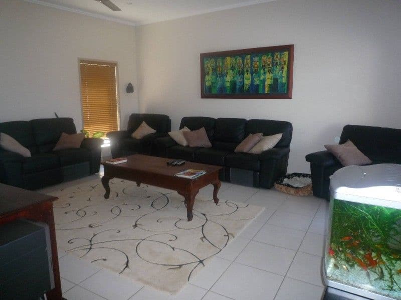 12 Eastbourne Chase, ARUNDEL QLD 4214, Arundel - Thumbnail 3