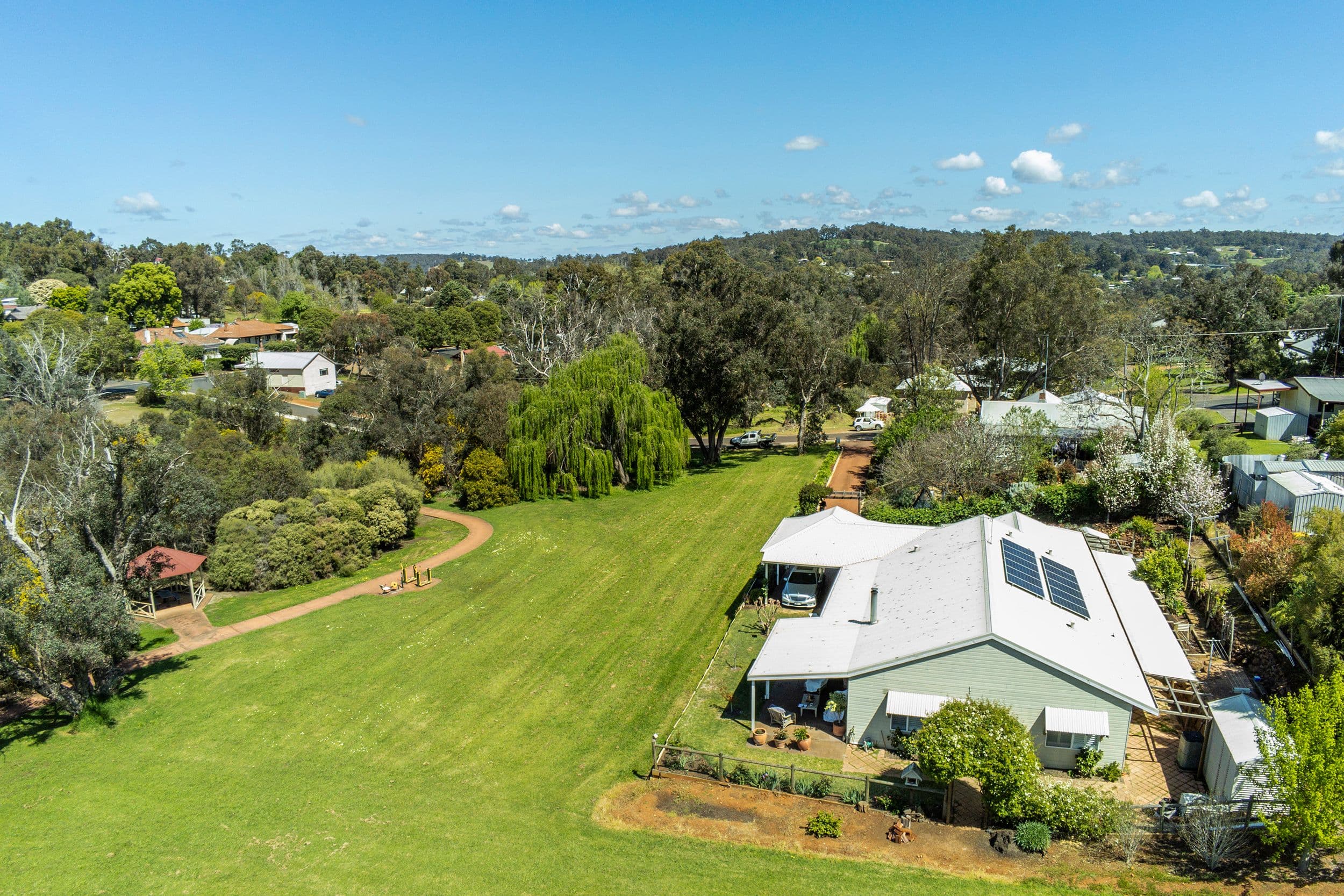 16 Barlee Street, Bridgetown WA 6255, Bridgetown - Image 1