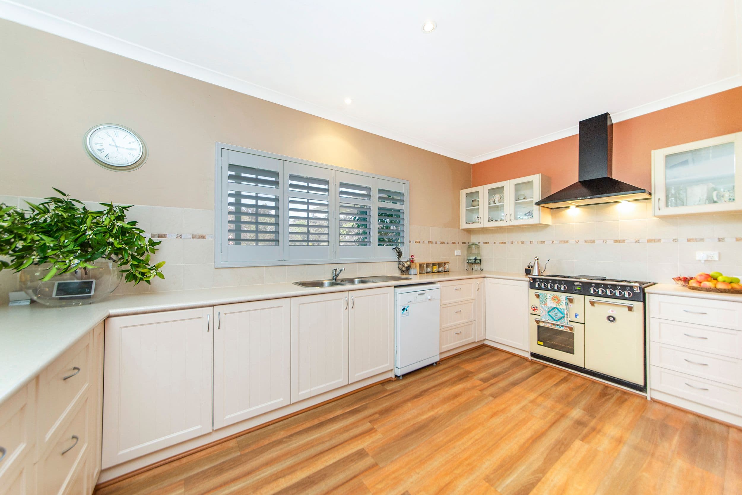 16 Barlee Street, Bridgetown WA 6255, Bridgetown - Thumbnail 8
