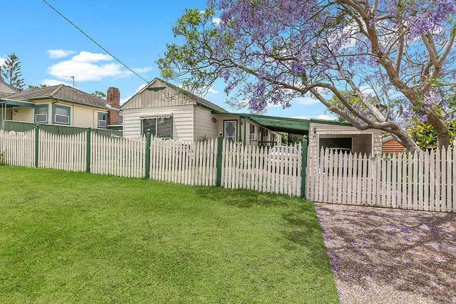 44 Milson Street, Charlestown - Image 1