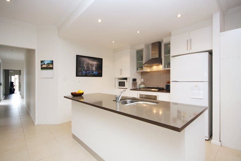 4  Burford Road, HENLEY BEACH SOUTH SA 5022, Henley Beach South - Thumbnail 3