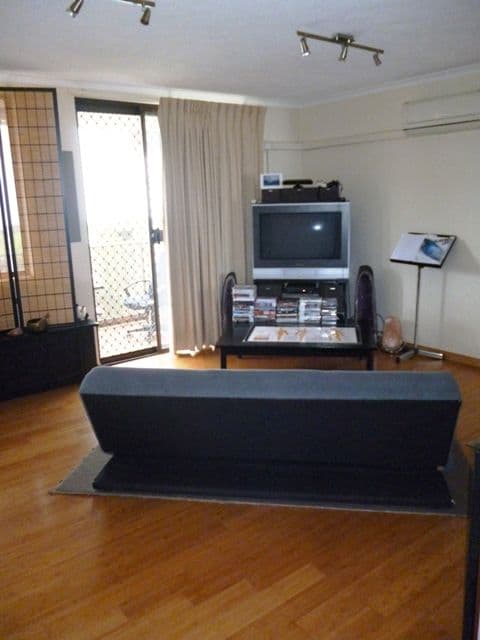 26 Stephen Street, BURLEIGH HEADS QLD 4220, Burleigh Heads - Thumbnail 6