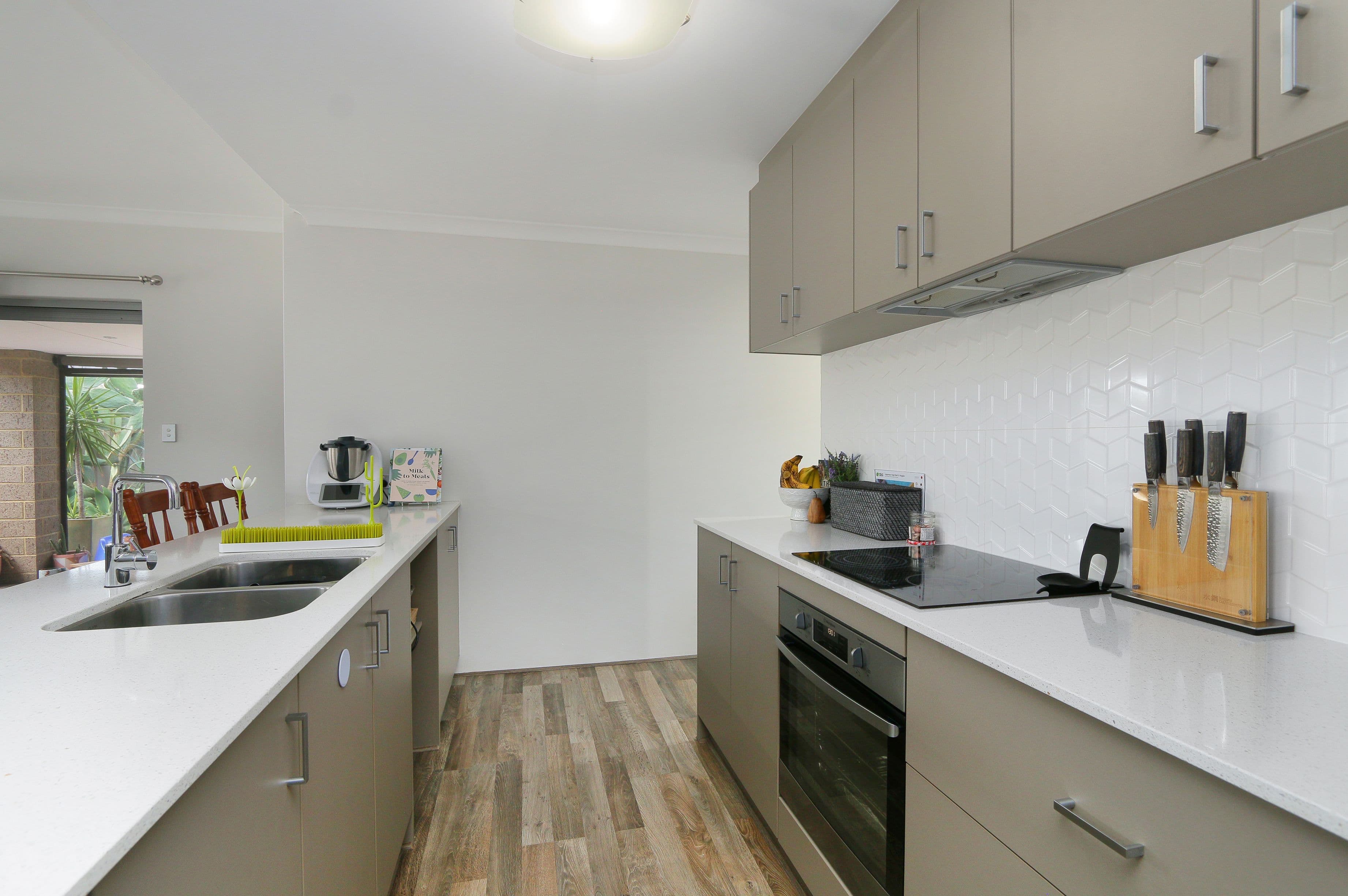 2 Davies Crescent, Kardinya WA 6163, Kardinya - Thumbnail 4